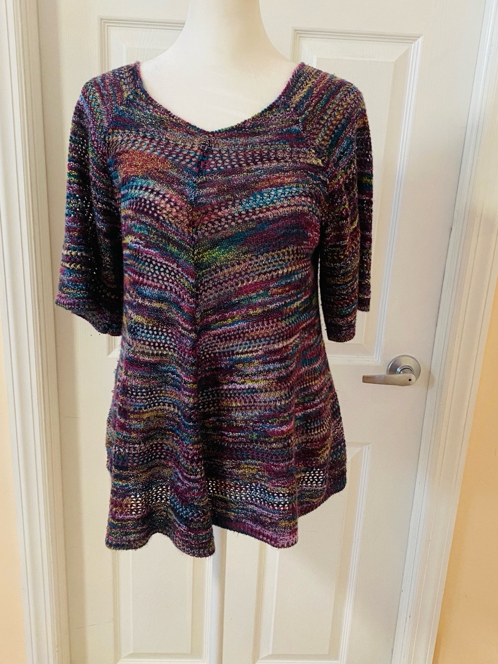 Faded glory size small multicolor sweater